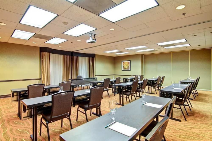 Imagen de los interiores del Hotel Homewood Suites By Hilton Houston-kingwood Parc-airport Area. Foto 8