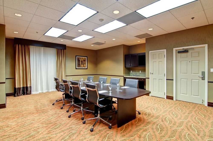 Imagen de los interiores del Hotel Homewood Suites By Hilton Houston-kingwood Parc-airport Area. Foto 15