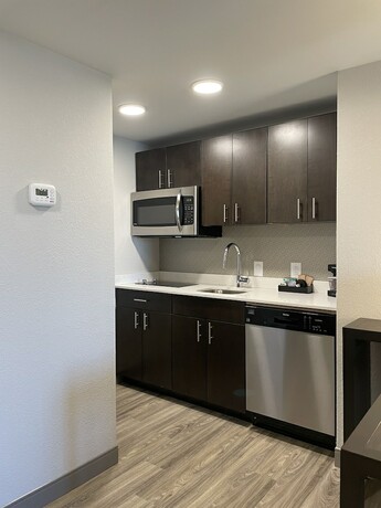 Imagen de la habitación del Hotel Homewood Suites By Hilton Indianapolis Downtown Iupui. Foto 14