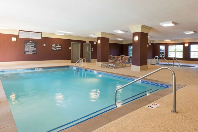 Imagen de la piscina del Hotel Homewood Suites By Hilton Indianapolis Northwest. Foto 20