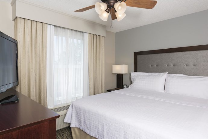Imagen de la habitación del Hotel Homewood Suites By Hilton Indianapolis Northwest. Foto 5