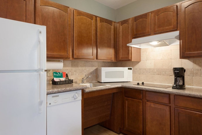 Imagen de la habitación del Hotel Homewood Suites By Hilton Jacksonville Deerwood Park. Foto 8