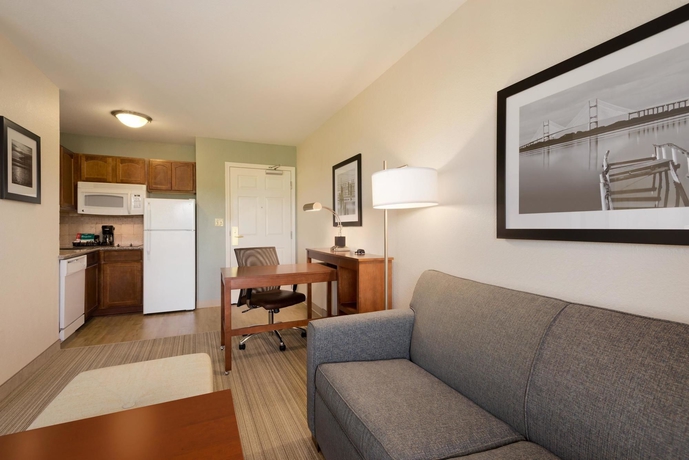 Imagen de la habitación del Hotel Homewood Suites By Hilton Jacksonville Deerwood Park. Foto 9