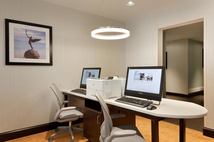 Imagen de los interiores del Hotel Homewood Suites By Hilton Jacksonville Deerwood Park. Foto 19