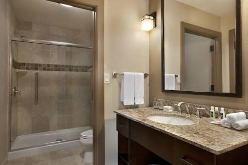 Imagen de la habitación del Hotel Homewood Suites By Hilton Kalispell, Mt. Foto 5