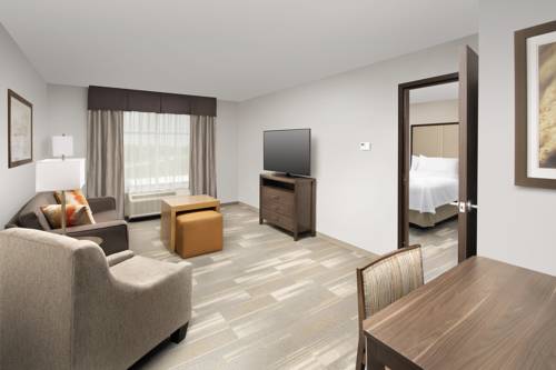 Imagen de la habitación del Hotel Homewood Suites By Hilton Kansas City Speedway. Foto 2