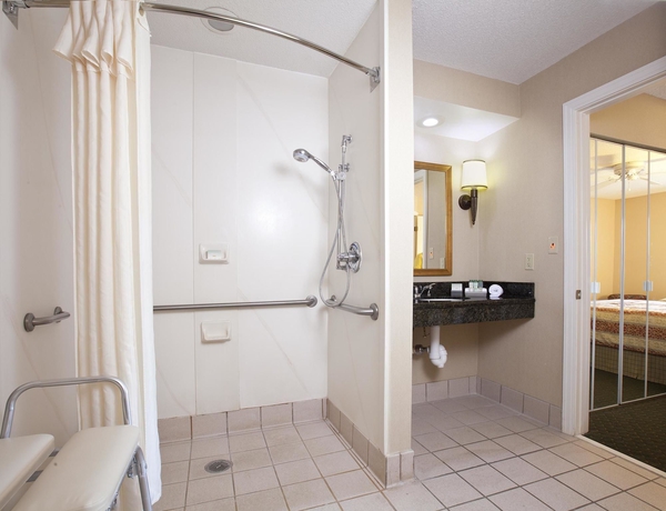 Imagen de la habitación del Hotel Homewood Suites By Hilton Kansas City-airport. Foto 6