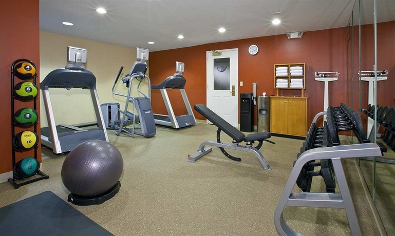 Imagen de los interiores del Hotel Homewood Suites By Hilton Kansas City-airport. Foto 15