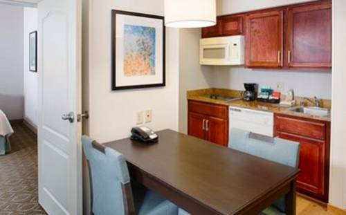 Imagen de la habitación del Hotel Homewood Suites By Hilton Lancaster. Foto 2