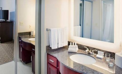 Imagen de la habitación del Hotel Homewood Suites By Hilton Lancaster. Foto 6