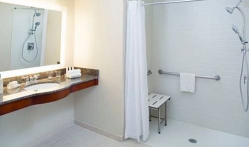 Imagen de la habitación del Hotel Homewood Suites By Hilton Lancaster. Foto 8