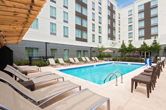 Imagen de la piscina del Hotel Homewood Suites By Hilton Little Rock Downtown. Foto 20