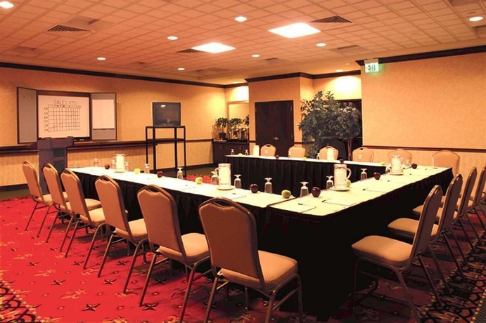 Imagen de los interiores del Hotel Homewood Suites By Hilton Long Island-melville. Foto 5