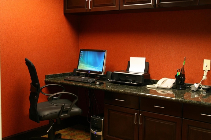 Imagen de los interiores del Hotel Homewood Suites By Hilton Macon-north. Foto 3
