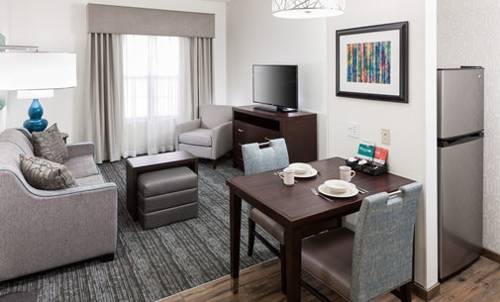 Imagen de la habitación del Hotel Homewood Suites By Hilton Mahwah. Foto 3