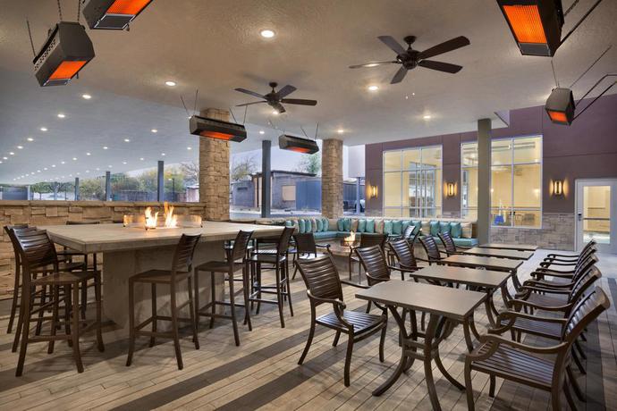 Imagen del bar/restaurante del Hotel Homewood Suites By Hilton Moab. Foto 2