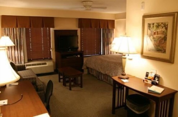 Imagen de la habitación del Hotel Homewood Suites By Hilton Montgomery Eastchase. Foto 3