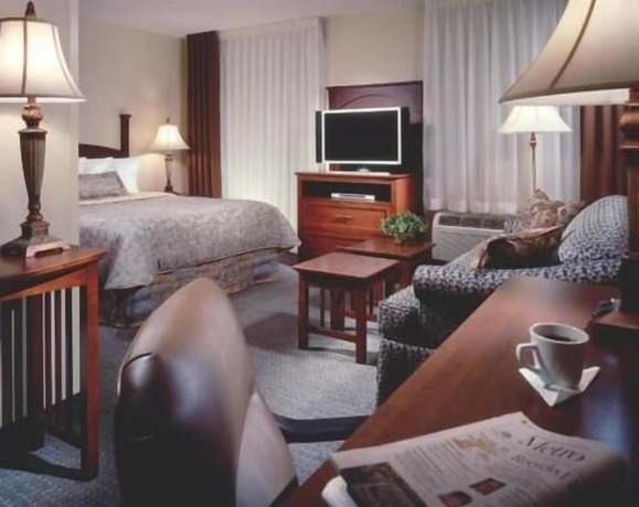 Imagen de la habitación del Hotel Homewood Suites By Hilton Montgomery Eastchase. Foto 6