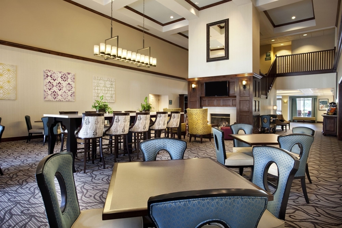 Imagen del bar/restaurante del Hotel Homewood Suites By Hilton Nashville Airport. Foto 2