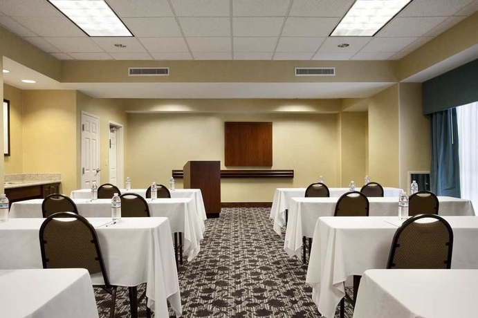 Imagen de los interiores del Hotel Homewood Suites By Hilton Nashville Airport. Foto 11