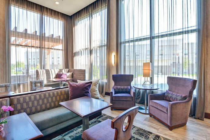 Imagen de los interiores del Hotel Homewood Suites By Hilton New Hartford Utica. Foto 17