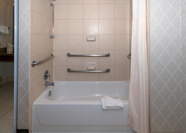 Imagen de la habitación del Hotel Homewood Suites By Hilton New Orleans. Foto 2