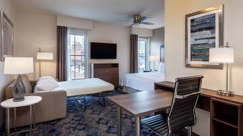 Imagen de la habitación del Hotel Homewood Suites By Hilton New Orleans French Quarter. Foto 2