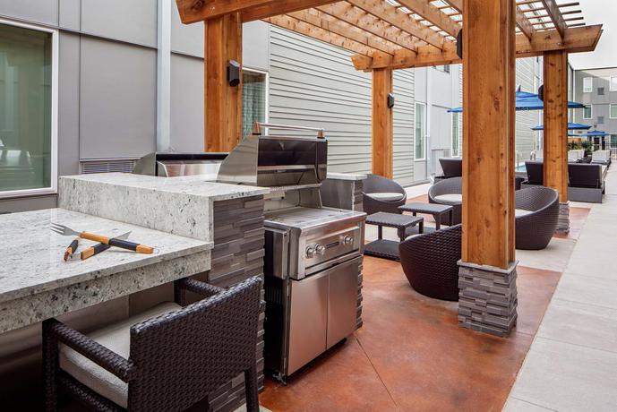 Imagen de los interiores del Hotel Homewood Suites By Hilton New Orleans French Quarter. Foto 14