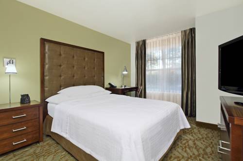 Imagen de la habitación del Hotel Homewood Suites By Hilton Newark Fremont. Foto 4