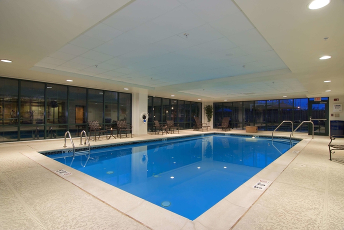 Imagen de la piscina del Hotel Homewood Suites By Hilton Newark-wilmington South Area. Foto 19