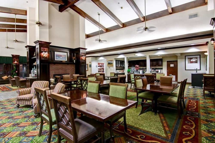 Imagen del bar/restaurante del Hotel Homewood Suites By Hilton North Dallas-plano. Foto 3