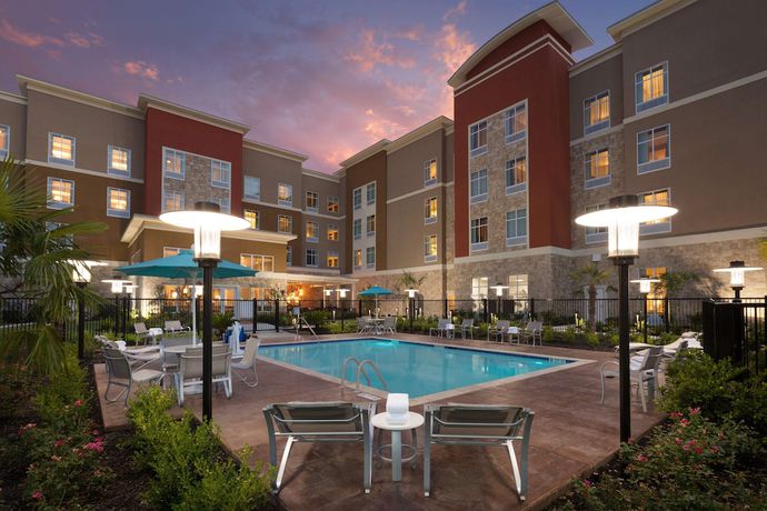 Imagen de la piscina del Hotel Homewood Suites By Hilton North Houston/spring. Foto 19
