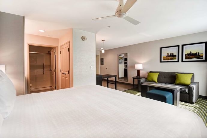 Imagen de la habitación del Hotel Homewood Suites By Hilton Novi Detroit. Foto 3