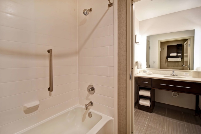 Imagen de la habitación del Hotel Homewood Suites By Hilton Novi Detroit. Foto 6