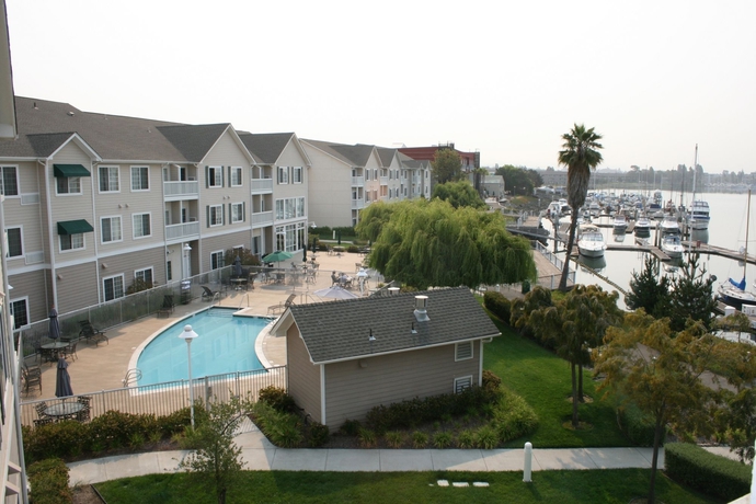 Imagen general del Hotel Homewood Suites By Hilton Oakland-waterfront. Foto 1