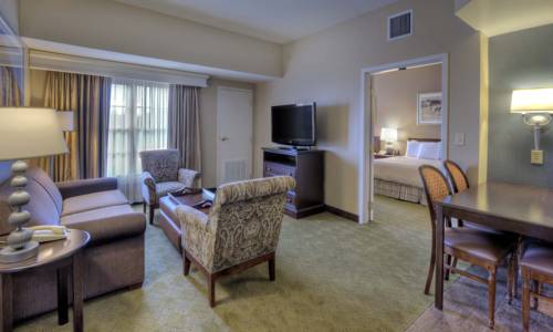 Imagen de la habitación del Hotel Homewood Suites By Hilton Olmsted Village. Foto 15