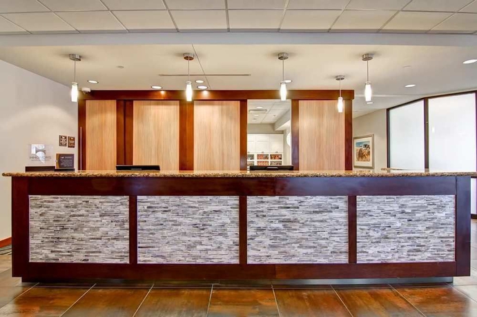 Imagen de los interiores del Hotel Homewood Suites By Hilton Omaha Downtown. Foto 10
