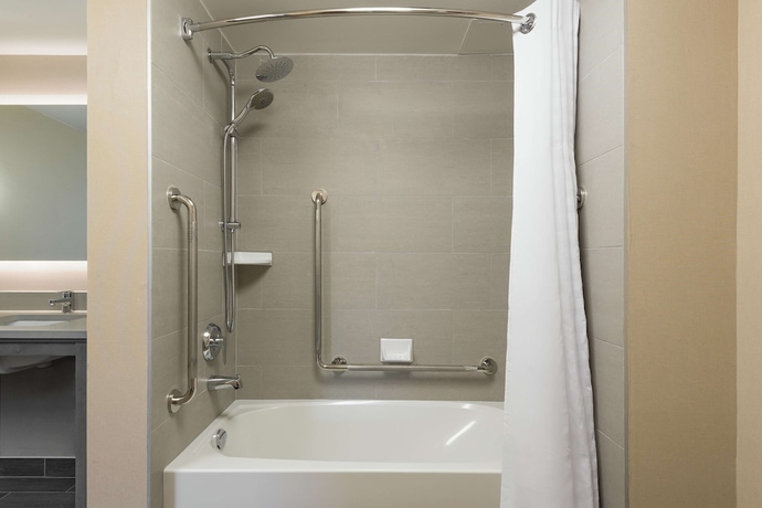 Imagen de la habitación del Hotel Homewood Suites By Hilton Ottawa Airport. Foto 12