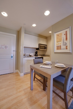 Imagen de la habitación del Hotel Homewood Suites By Hilton Palm Beach Gardens. Foto 5