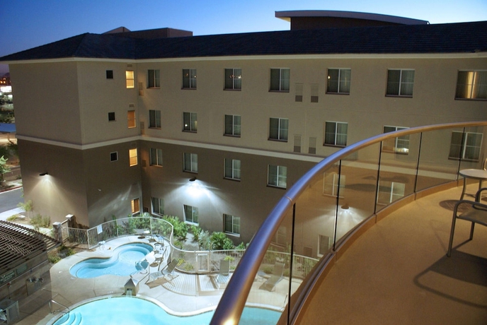 Imagen de la habitación del Hotel Homewood Suites By Hilton Phoenix Airport South. Foto 10