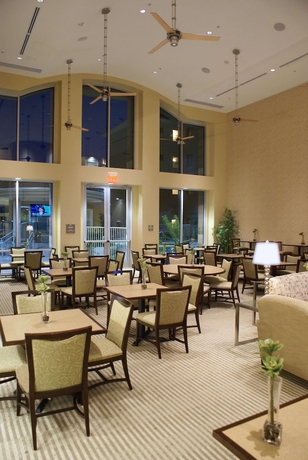 Imagen del bar/restaurante del Hotel Homewood Suites By Hilton Phoenix Airport South. Foto 3