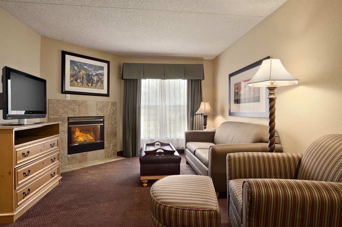 Imagen de los interiores del Hotel Homewood Suites By Hilton Phoenix-biltmore. Foto 8