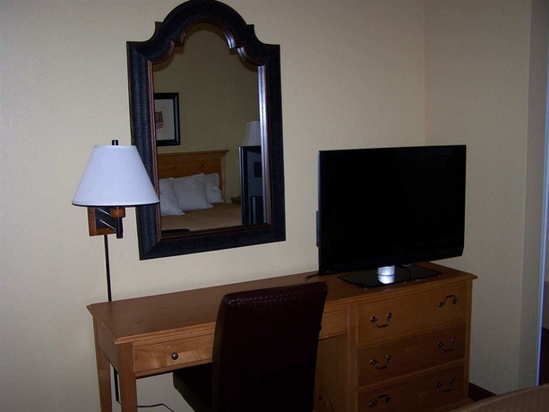 Imagen de la habitación del Hotel Homewood Suites By Hilton Phoenix-biltmore. Foto 2
