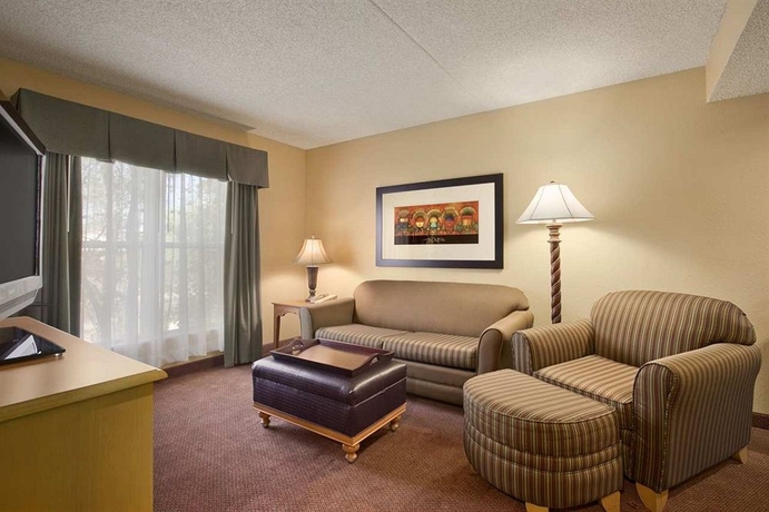 Imagen de los interiores del Hotel Homewood Suites By Hilton Phoenix-biltmore. Foto 12