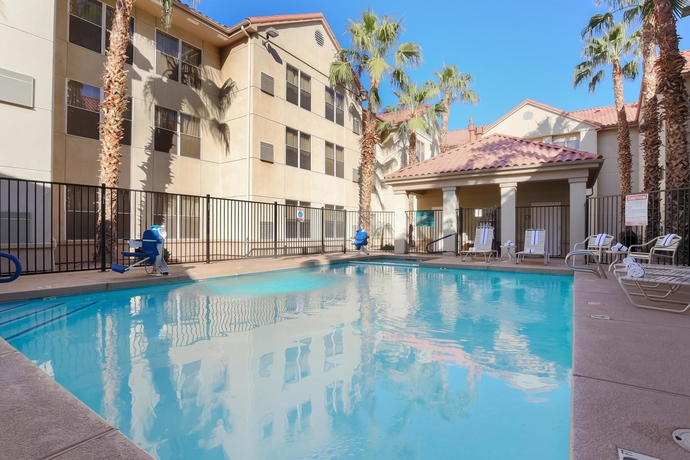 Imagen de la piscina del Hotel Homewood Suites By Hilton Phoenix/chandler. Foto 7
