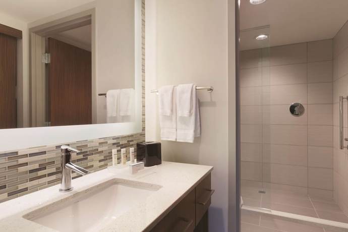 Imagen de la habitación del Hotel Homewood Suites By Hilton Pittsburgh Downtown. Foto 7