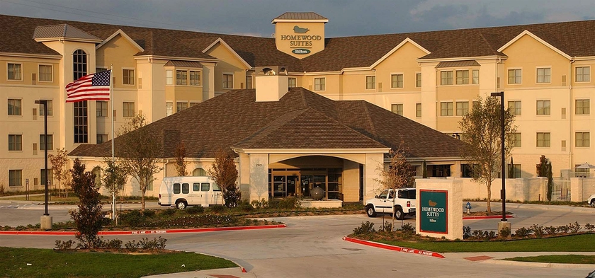 Imagen de los exteriores del Hotel Homewood Suites By Hilton Plano- Richardson. Foto 7