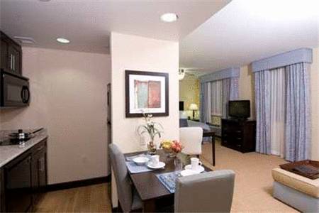 Imagen de la habitación del Hotel Homewood Suites By Hilton Port Saint Lucie-tradition. Foto 5