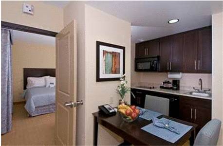 Imagen de la habitación del Hotel Homewood Suites By Hilton Port Saint Lucie-tradition. Foto 9