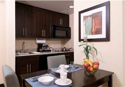 Imagen de la habitación del Hotel Homewood Suites By Hilton Port Saint Lucie-tradition. Foto 11